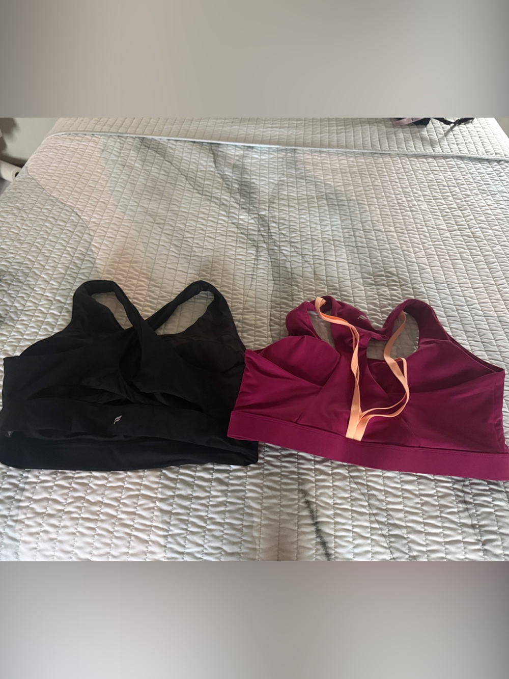 Fabletics XXL 1X Sports Bras With removable Pads - Picture 2 of 5